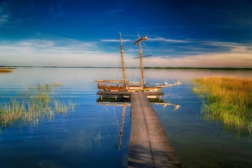Folwark Luknajno Nad Jeziorem Sniardwy Gospoda Dziedzictwo Kulinarne Warmia-Mazury Миколайки Экстерьер фото